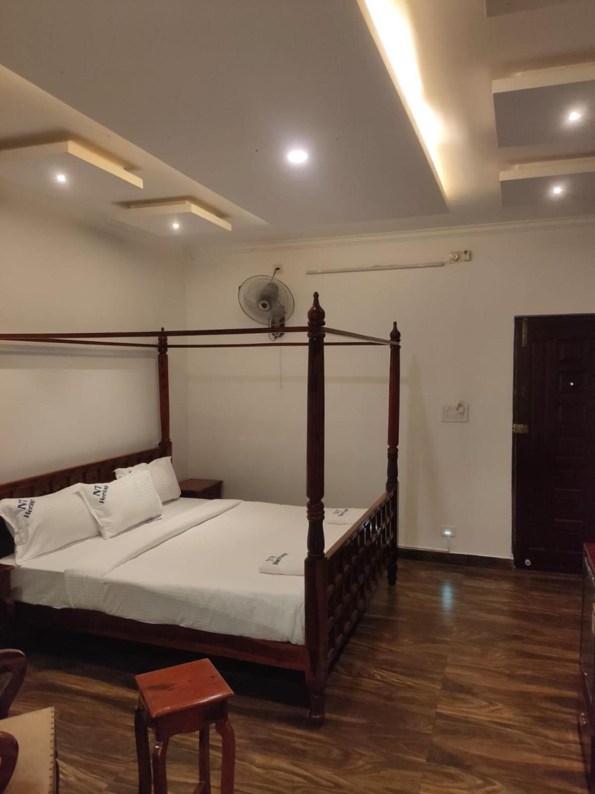 Zoom Inn Heritage Пондичерри Экстерьер фото